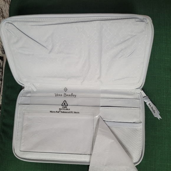 Vera Bradley Lisbon Medallion Personal Travel Organizer - Picture 2 of 3